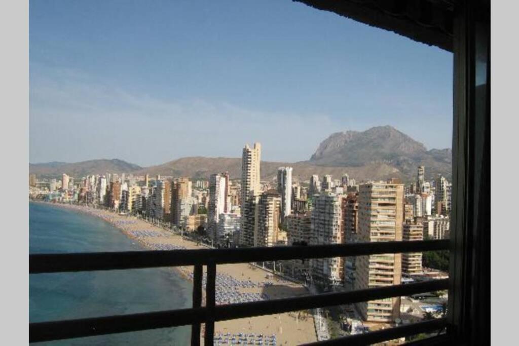 Doro Seaview Apartment Бенидорм Экстерьер фото