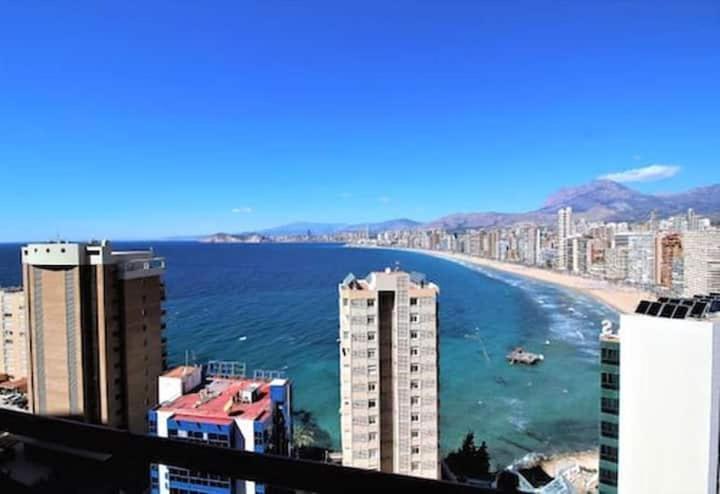 Doro Seaview Apartment Бенидорм Экстерьер фото